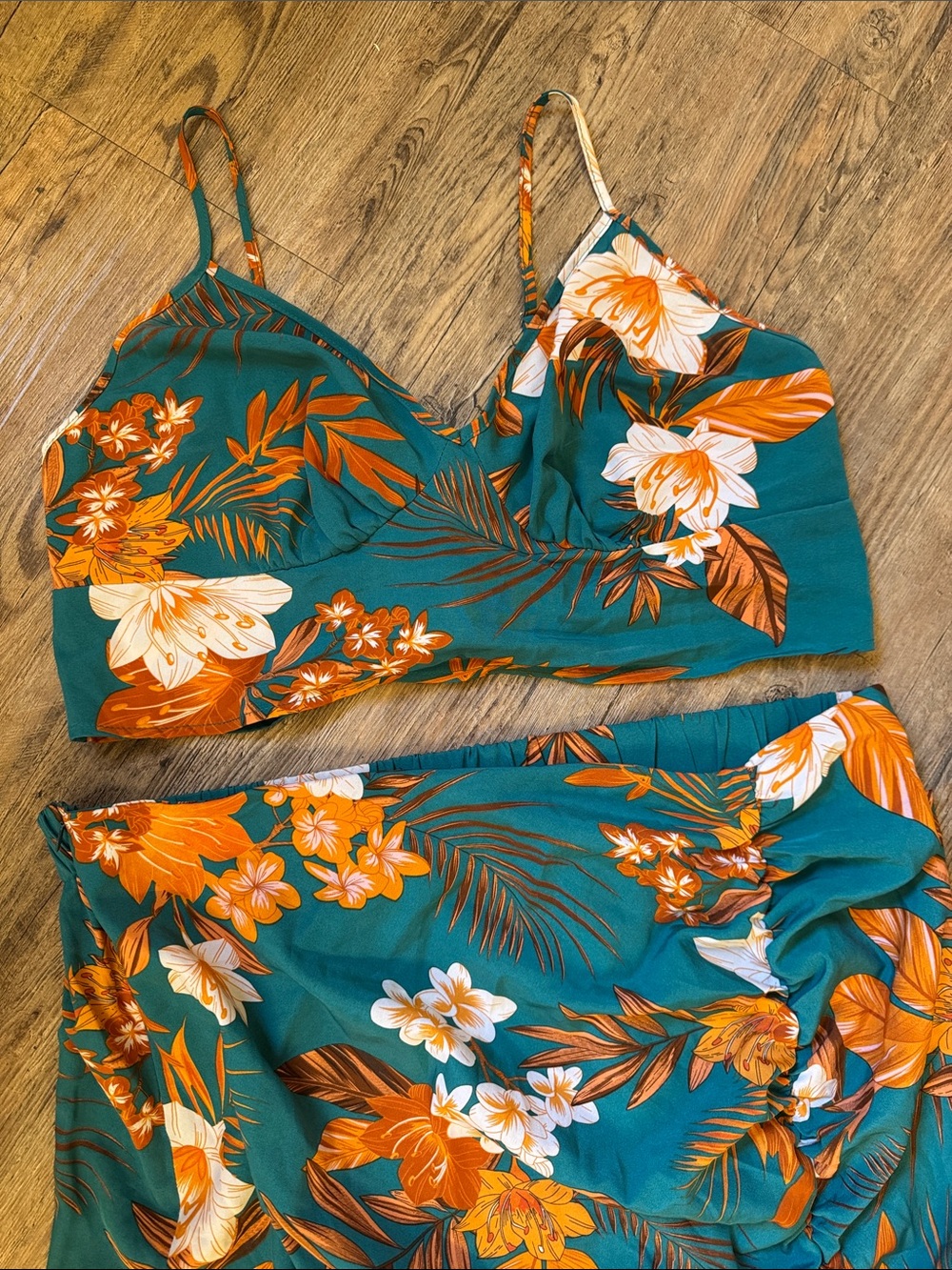 SHEIN Teal Floral Wrap Skirt with Orange and White Blooms and top! (Set) - Picture 3 of 3